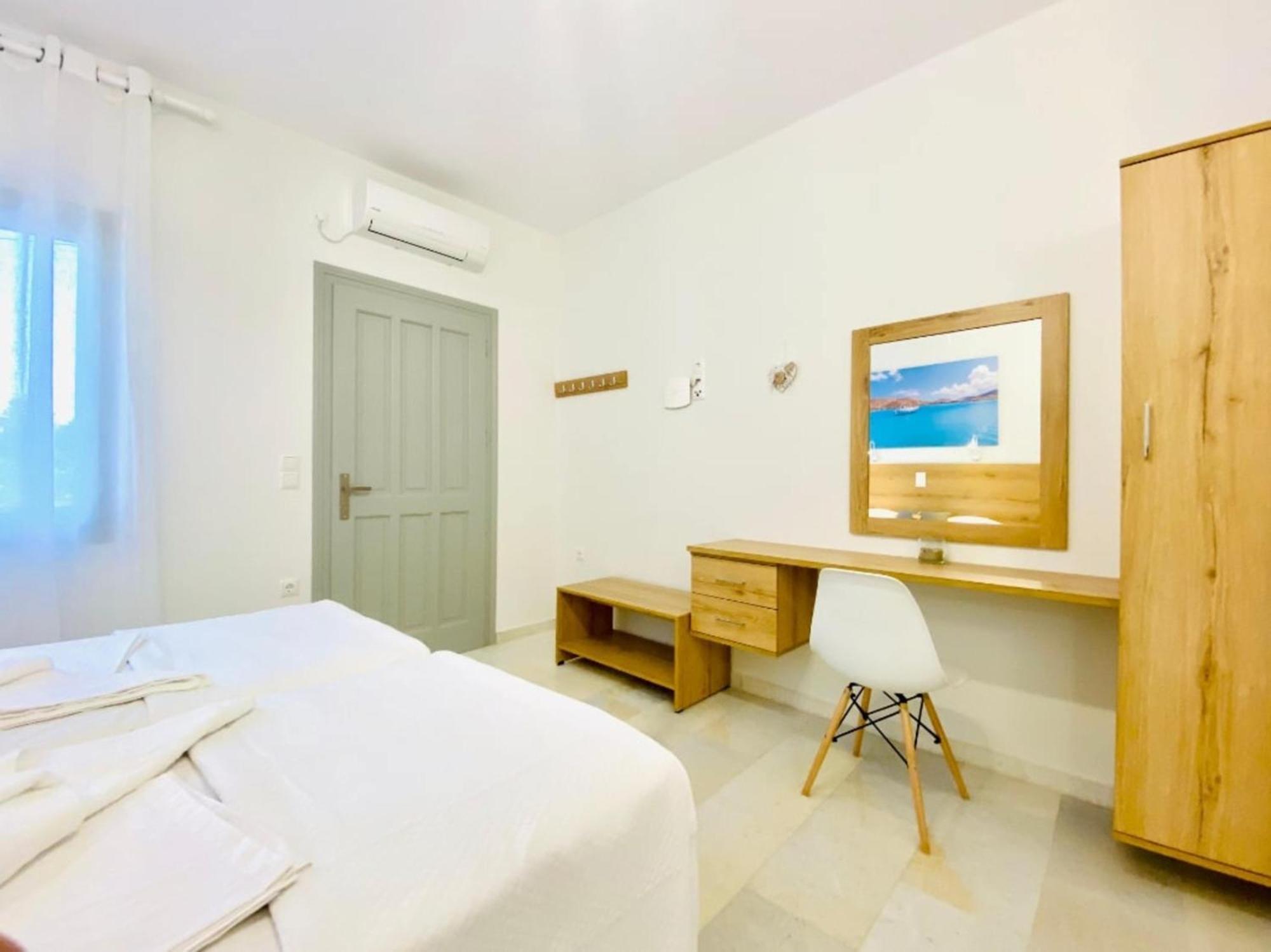 Heart Of Paros Apartments Екстер'єр фото