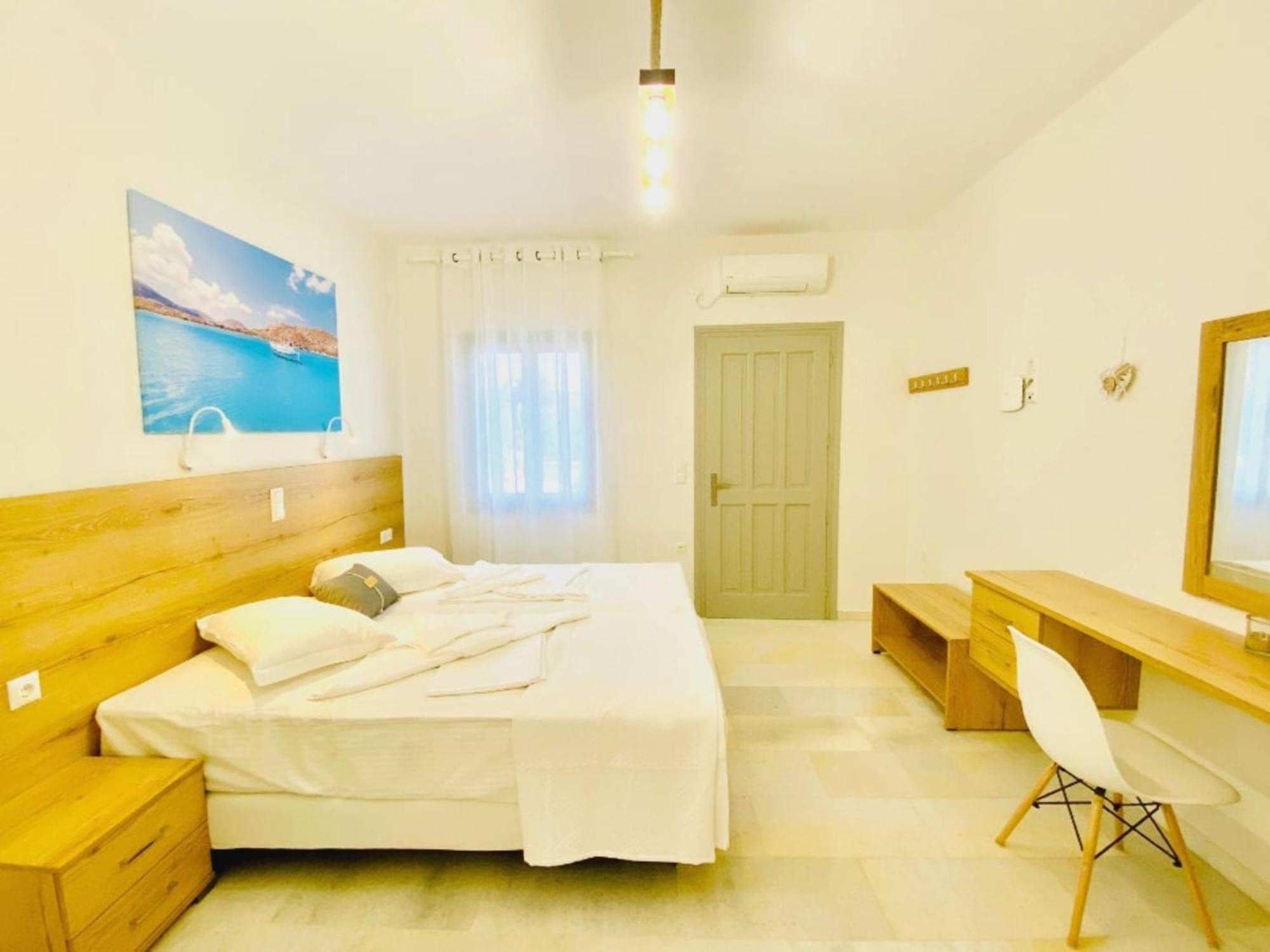 Heart Of Paros Apartments Екстер'єр фото