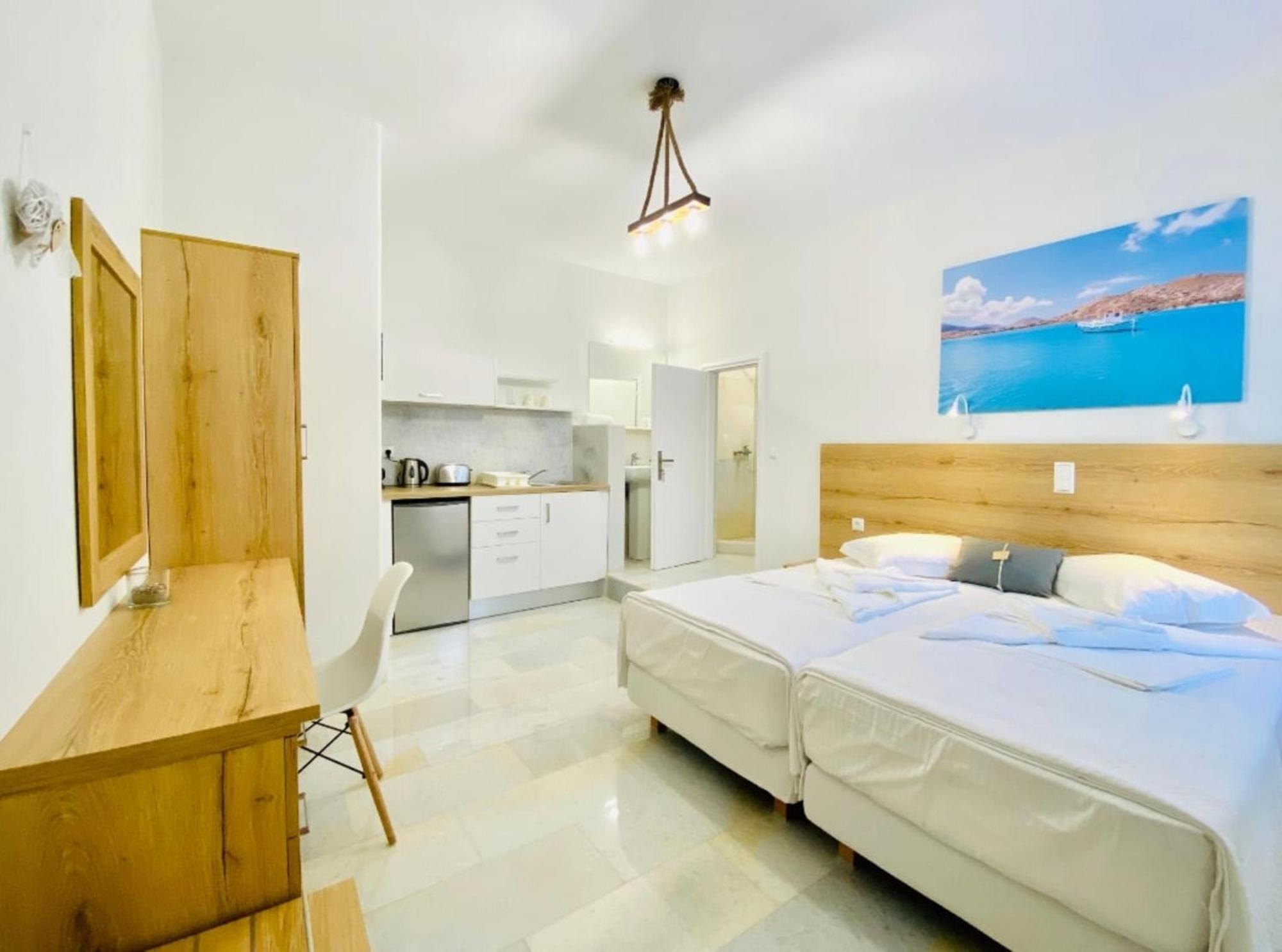 Heart Of Paros Apartments Екстер'єр фото